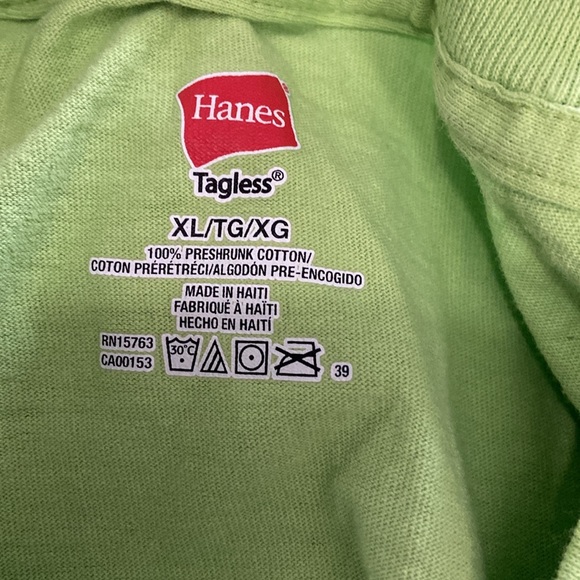 Cute cat shirt! Washed not worn. - Picture 6 of 6